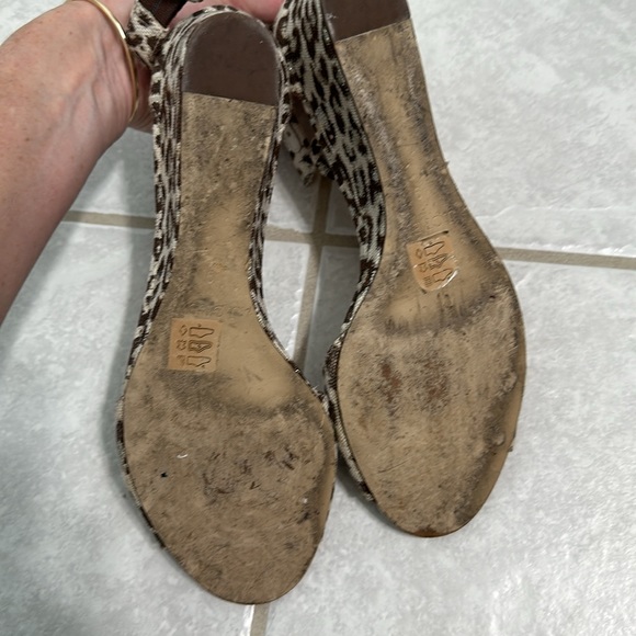 J.Crew Laila Leopard Wedges - Size 9 - EUC - Comfy! - Picture 9 of 17